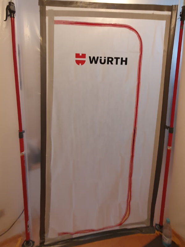 Staubschutzwand um die Weiß bereich zu trennen vom schwarzbereich